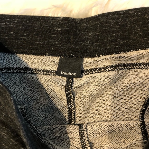 5[Reebok] NWT! Reebok athletic shorts SLIM - Picture 4 of 7